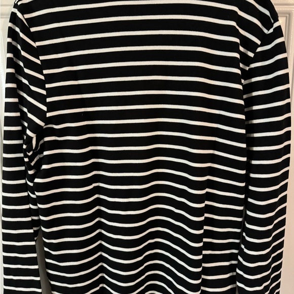 Kendra Scott Holiday Striped Top with Penguin size x-large - Picture 4 of 4